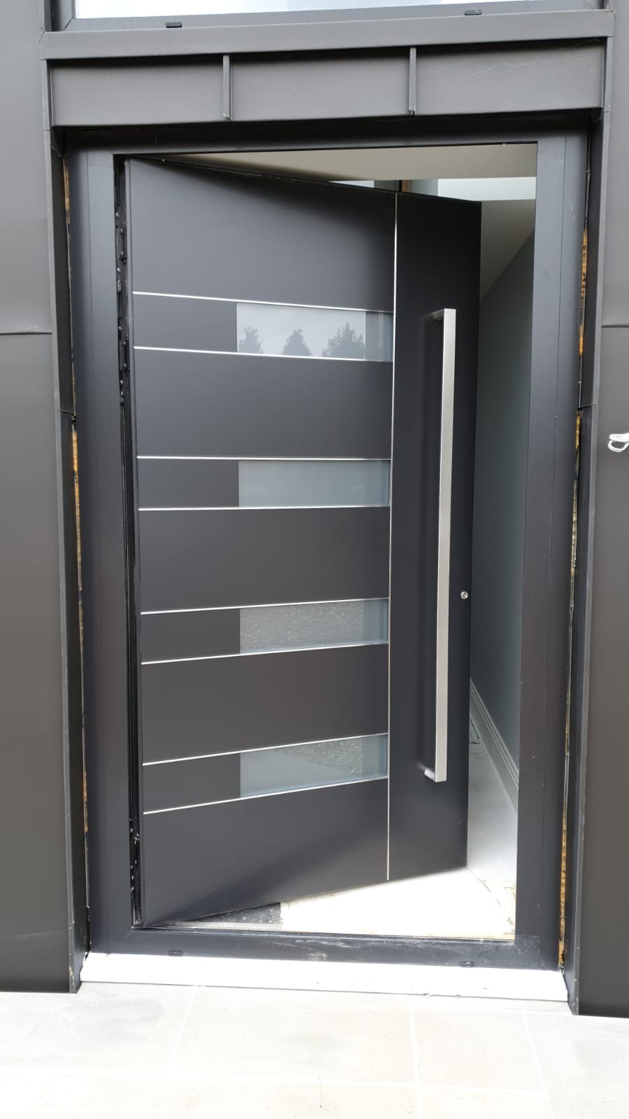 Aluminium Doors, installation 6