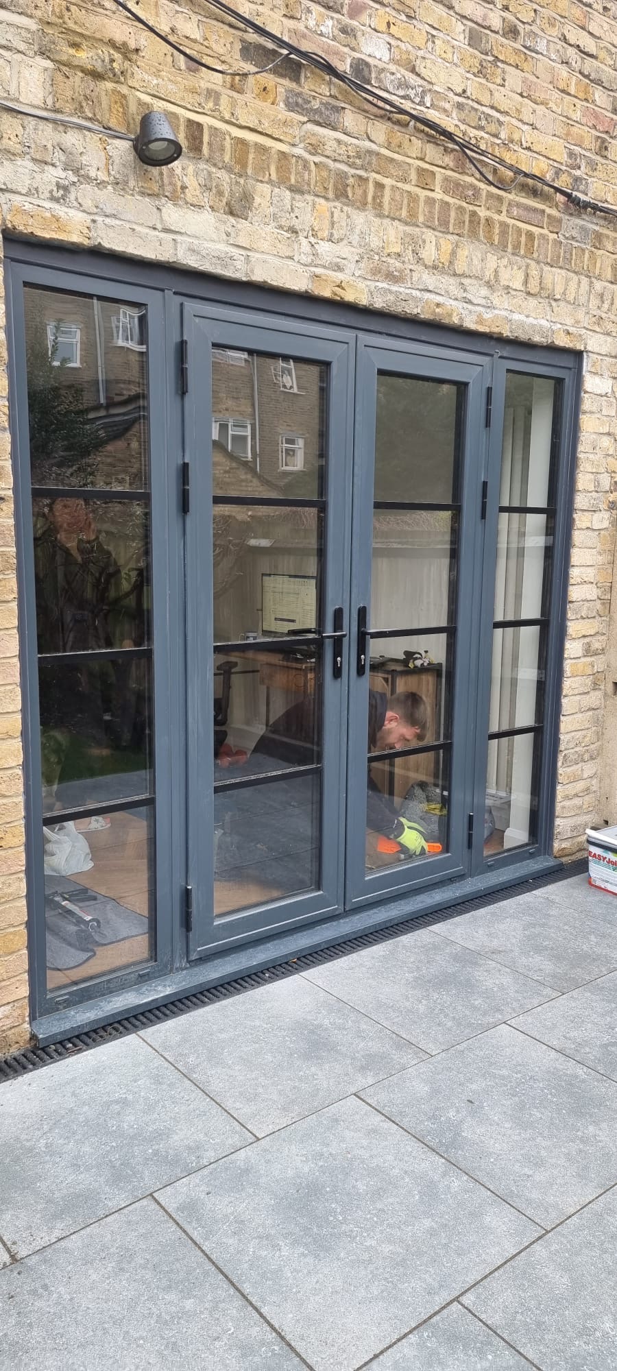 Aluminium Doors, installation 9