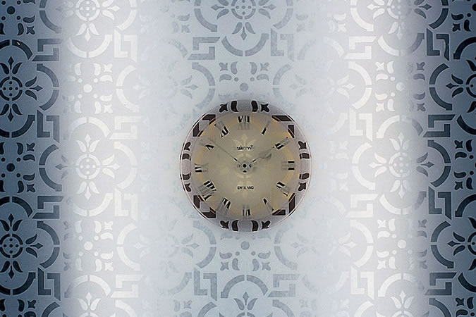 Oriel Canterbury privacy glass pattern