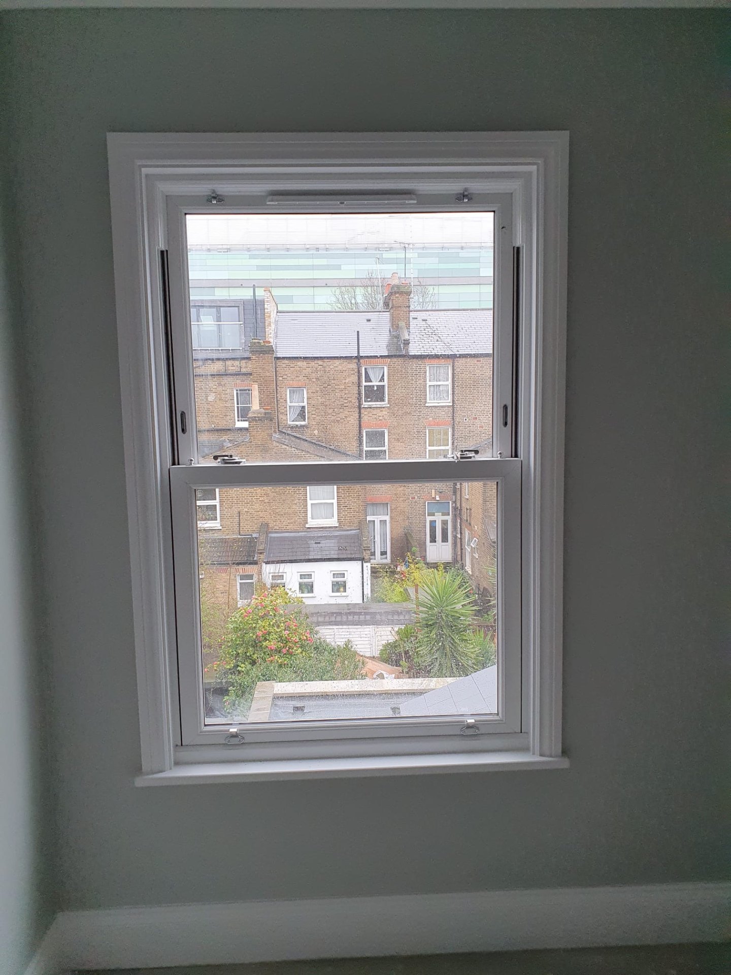 Sash Windows, installation 9