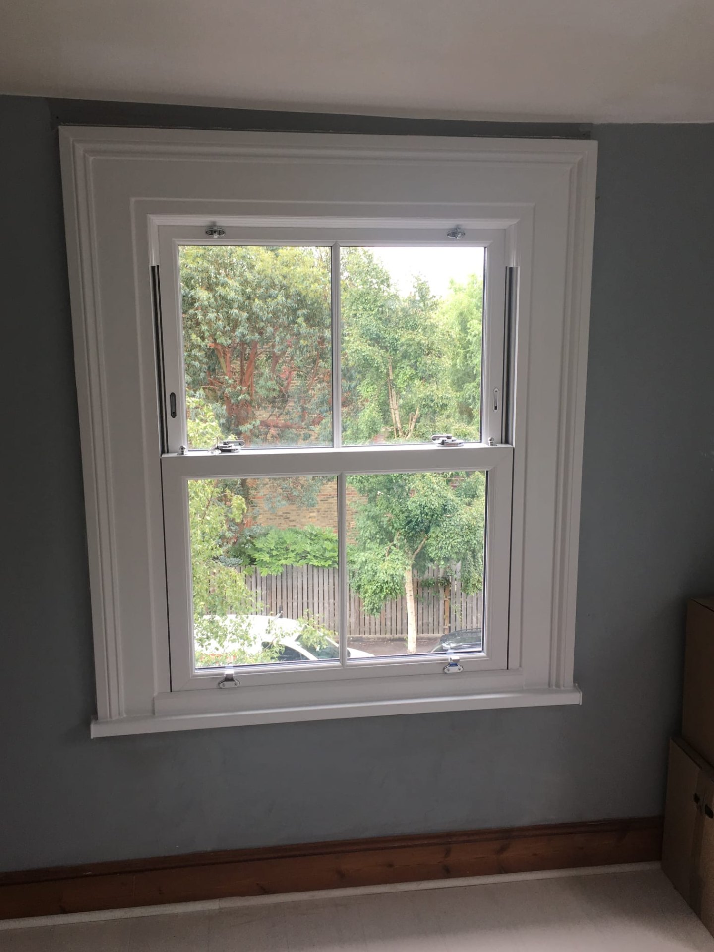 Sash Windows, installation 25